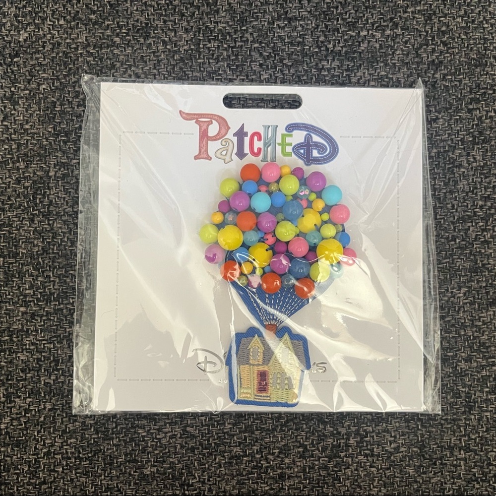 •Disney Patched UP House & Balloons Patch NWT•